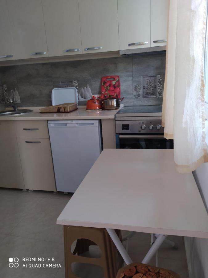 Emzari'S Apartment 科布列季 外观 照片